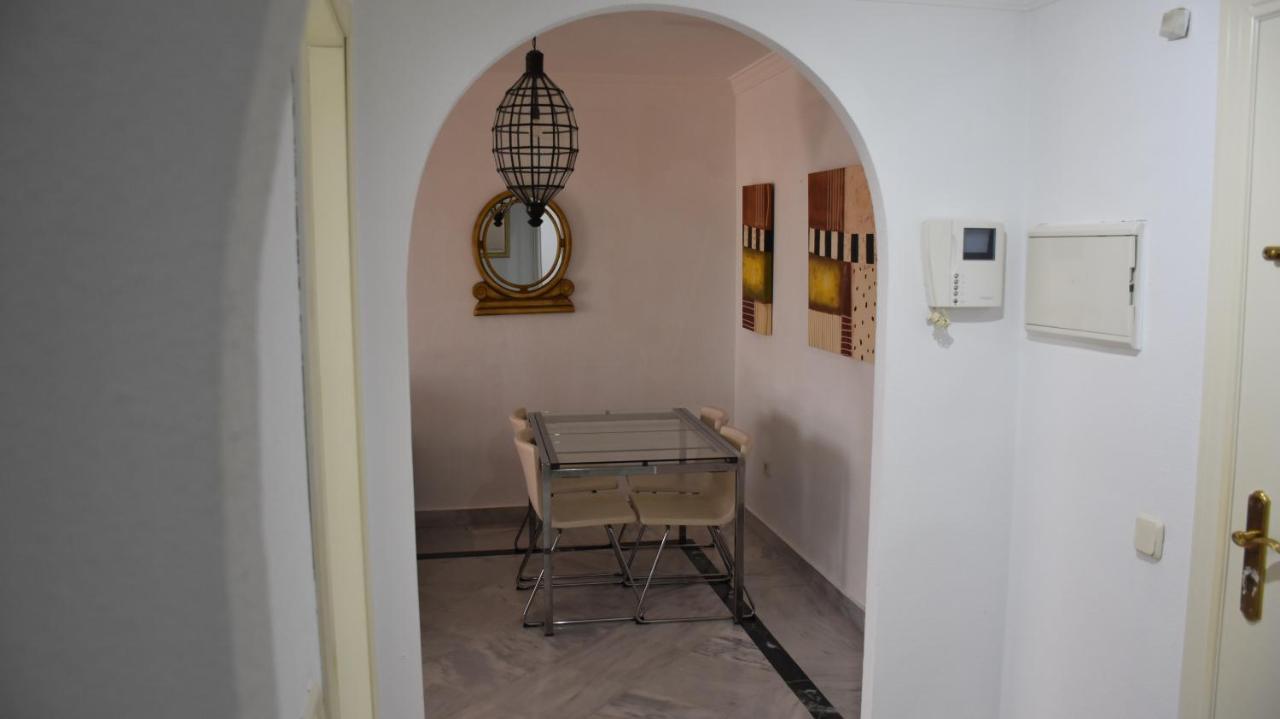 Dama Boutique Apt Marbella Luaran gambar