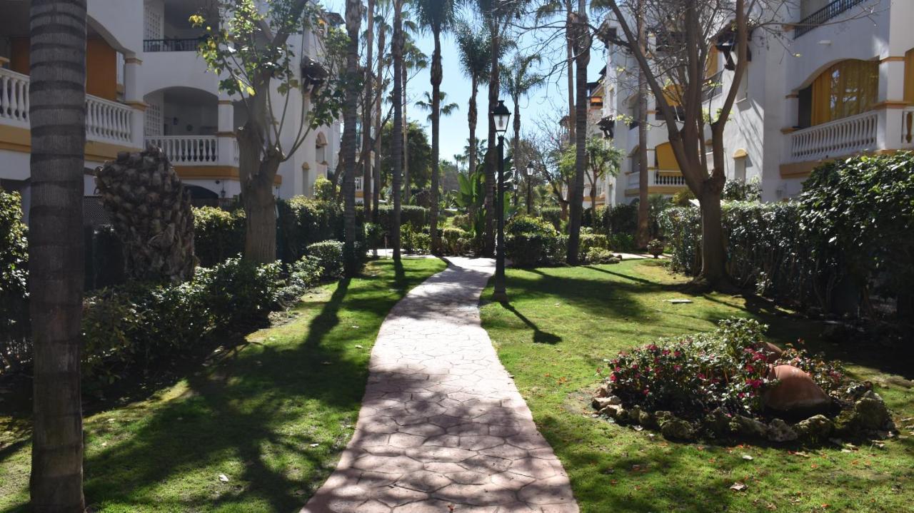 Dama Boutique Apt Marbella Luaran gambar